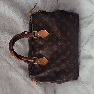 Louis Vuitton Speedy 30